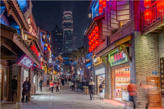 店招：煙火氣展現(xiàn)城市文化底蘊-1-信達(dá)電通