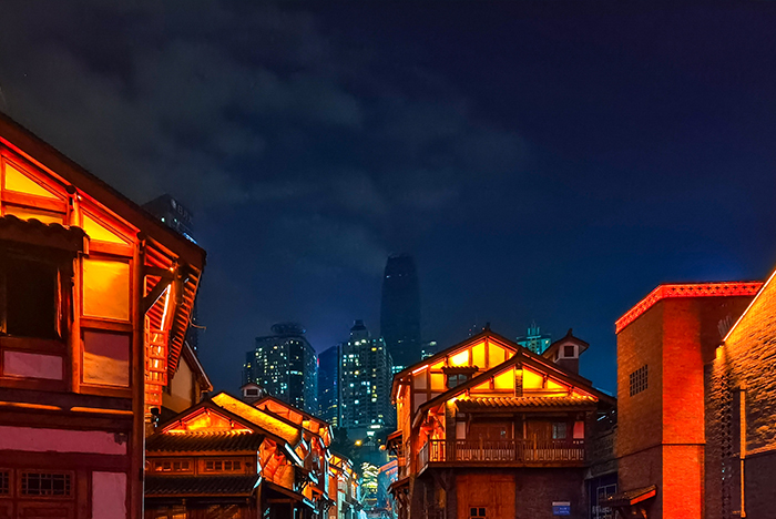 如何選擇一家專業(yè)的城市亮化工程公司